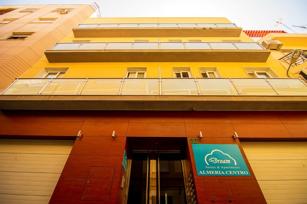 Dream Suites And Apartments Almeria Centro Экстерьер фото