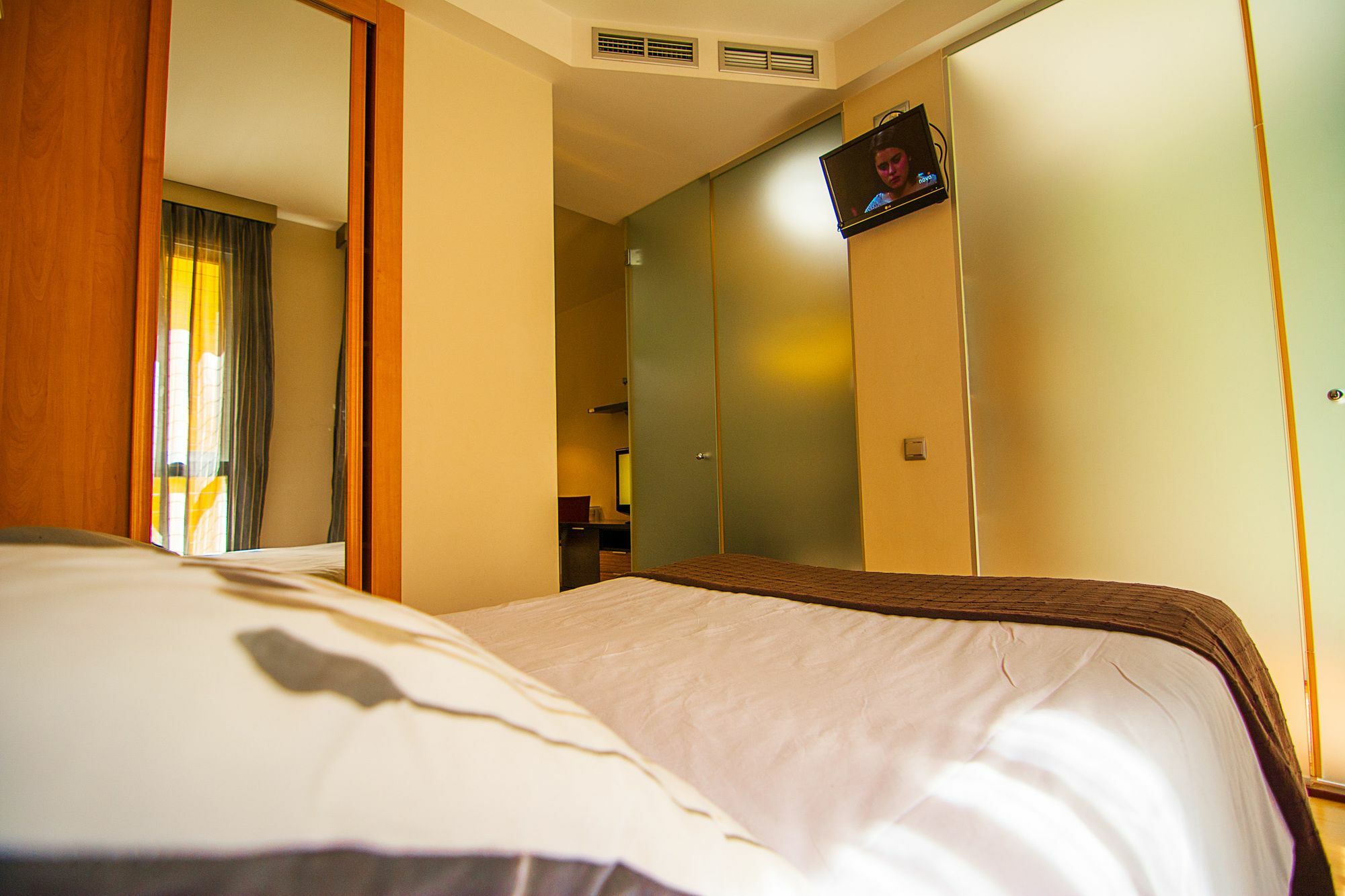 Dream Suites And Apartments Almeria Centro Экстерьер фото